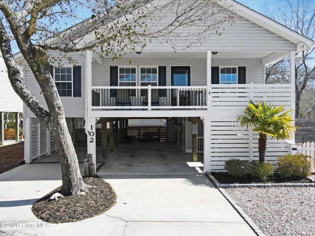 102 NE 21st Street, Oak Island, NC 28465