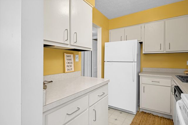 273 Lear, 6, Columbus, OH 43206