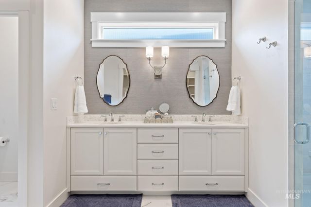 6769 S Kirra Ave, Boise, ID 83709