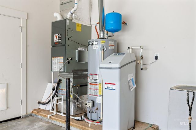 6769 S Kirra Ave, Boise, ID 83709