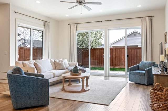 6769 S Kirra Ave, Boise, ID 83709