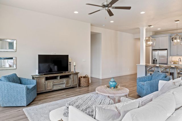 6769 S Kirra Ave, Boise, ID 83709