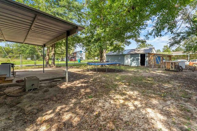 412 Yoakum Avenue, Dequincy, LA 70633