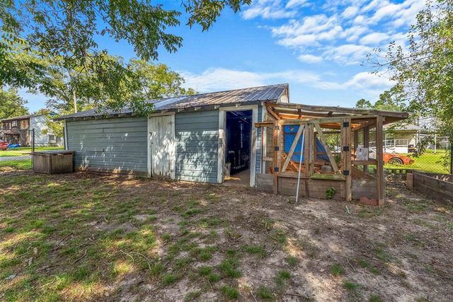 412 Yoakum Avenue, Dequincy, LA 70633