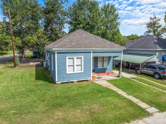412 Yoakum Avenue, Dequincy, LA 70633