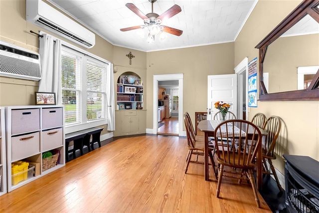 412 Yoakum Avenue, Dequincy, LA 70633