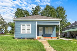 412 Yoakum Avenue, Dequincy, LA 70633