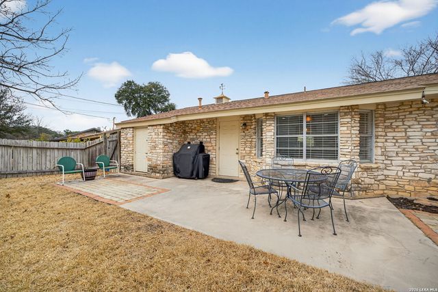 3422 Triola Dr, San Antonio, TX 78230