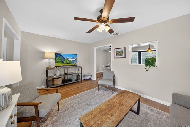 3422 Triola Dr, San Antonio, TX 78230