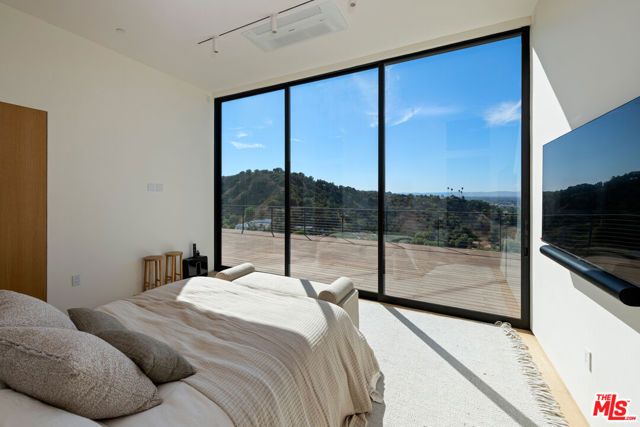 3699 Alta Mesa Drive, Studio City (los Angeles), CA 91604