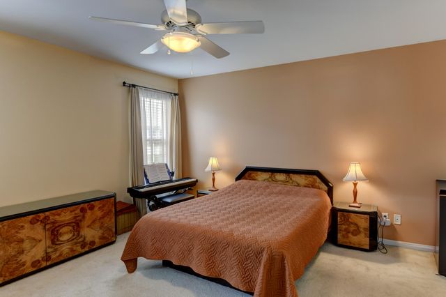 2028 Wildwood Circle, Highland, IN 46322