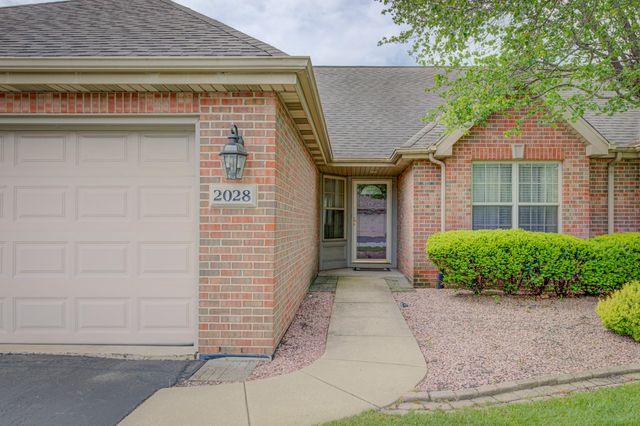 2028 Wildwood Circle, Highland, IN 46322