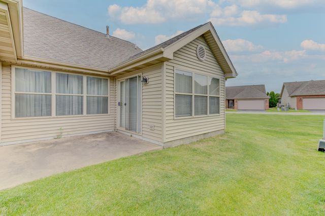 2028 Wildwood Circle, Highland, IN 46322
