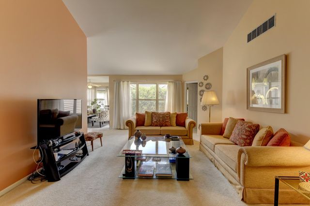 2028 Wildwood Circle, Highland, IN 46322