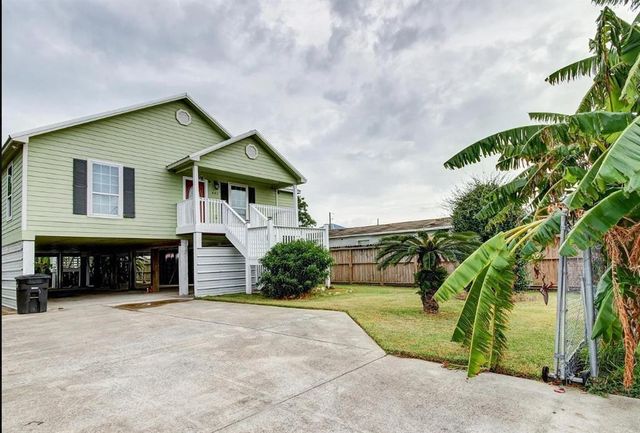 641 4th Street, San Leon, TX 77539