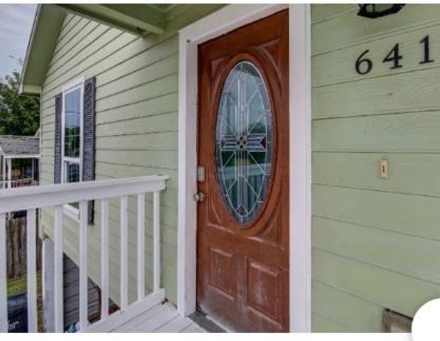 641 4th Street, San Leon, TX 77539
