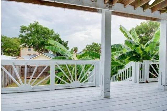 641 4th Street, San Leon, TX 77539