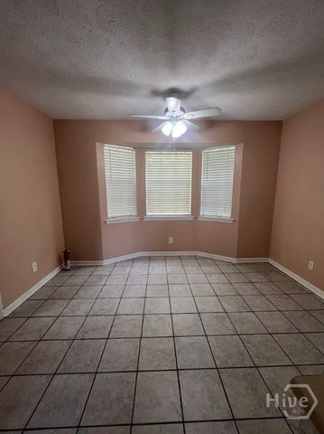 4 Mulberry Court, Savannah, GA 31406