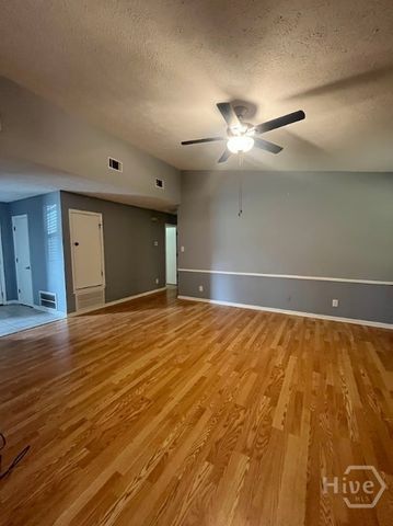 4 Mulberry Court, Savannah, GA 31406