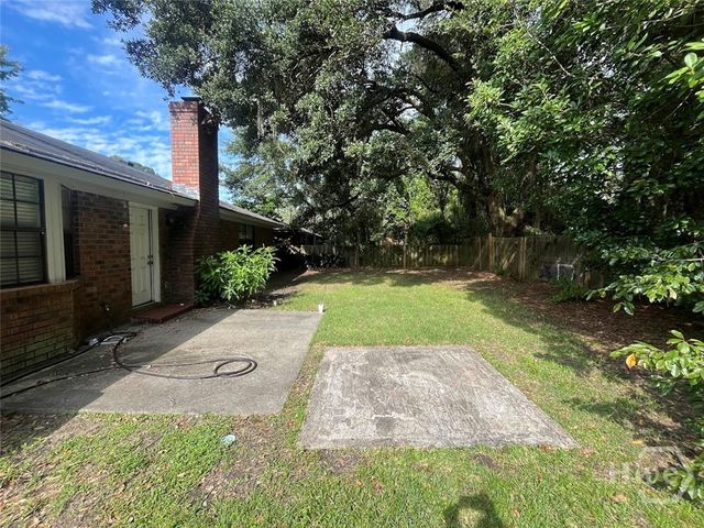 4 Mulberry Court, Savannah, GA 31406