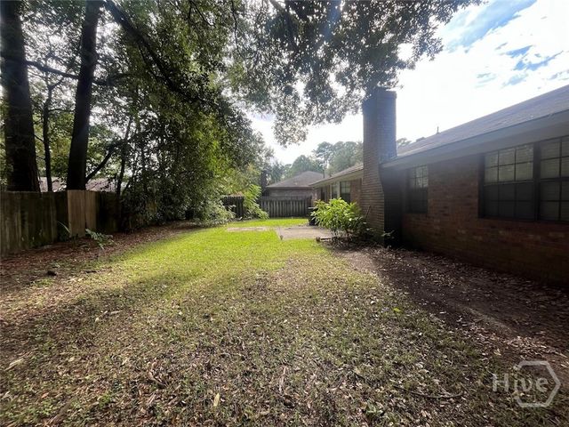 4 Mulberry Court, Savannah, GA 31406