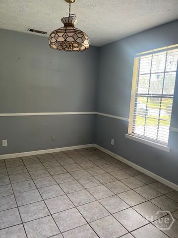 4 Mulberry Court, Savannah, GA 31406