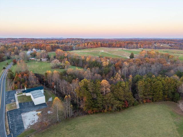 9999 Keavy Road, Keavy, KY 40737