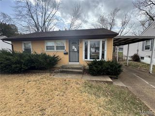 322 Caithness Road, St Louis, MO 63137