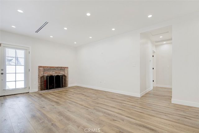 19001 Community, Northridge, CA 91324