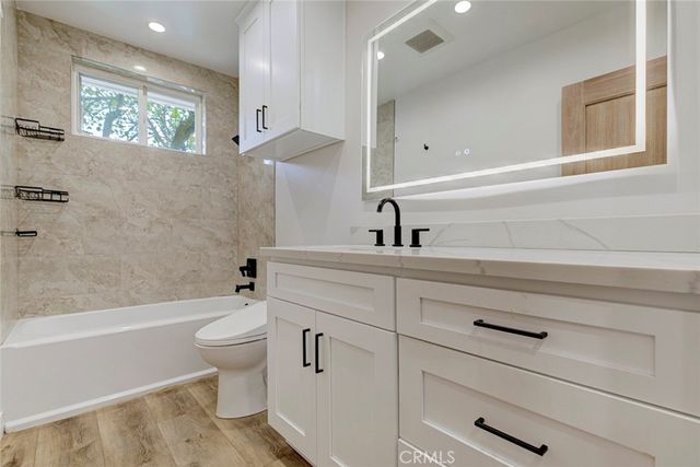 19001 Community, Northridge, CA 91324