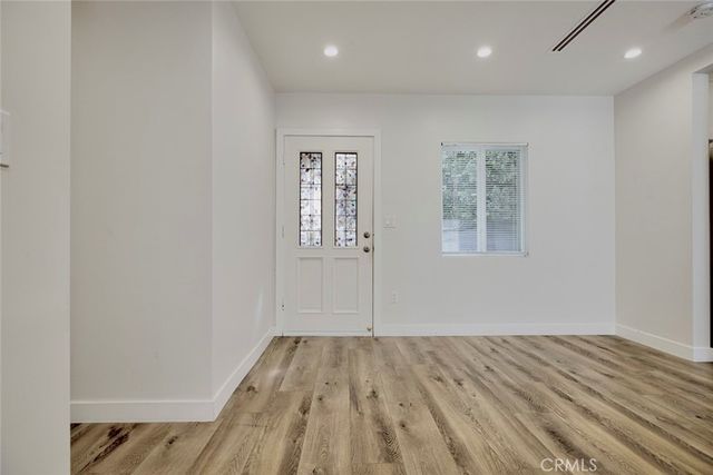 19001 Community, Northridge, CA 91324