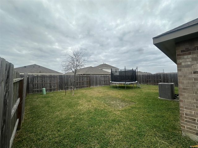 4307 Sand Pebble Lane, Baytown, TX 77521