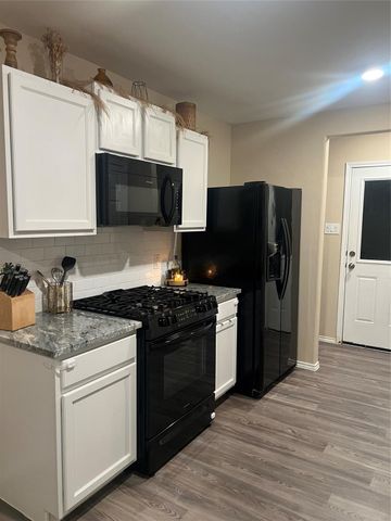 4307 Sand Pebble Lane, Baytown, TX 77521