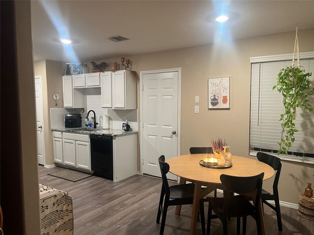 4307 Sand Pebble Lane, Baytown, TX 77521