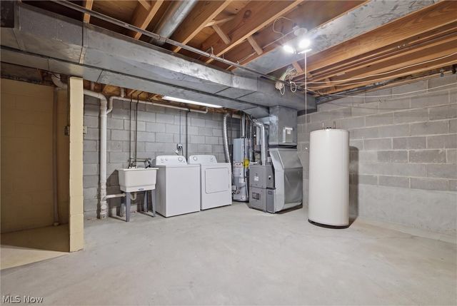 6670 Seville Drive, Canfield, OH 44406