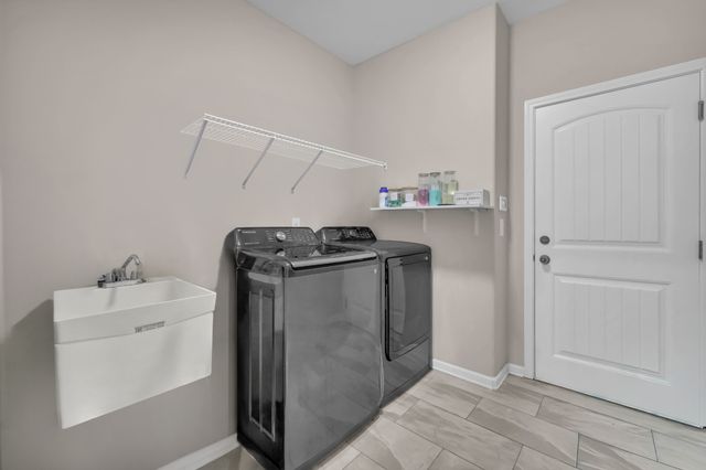 854 Winslow St, Clarksville, TN 37042