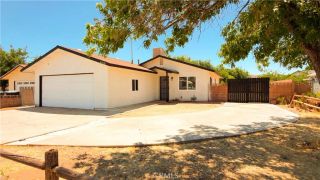 45007 Logue Court, Lancaster, CA 93535