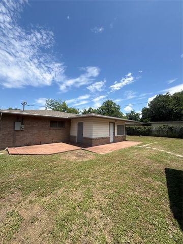 1998 Crestridge, Stephenville, TX 76401