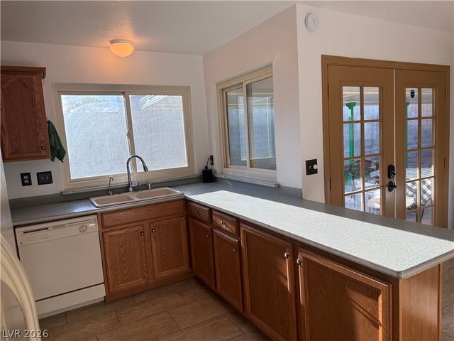 5829 Halfmoon Way, Las Vegas, NV 89108
