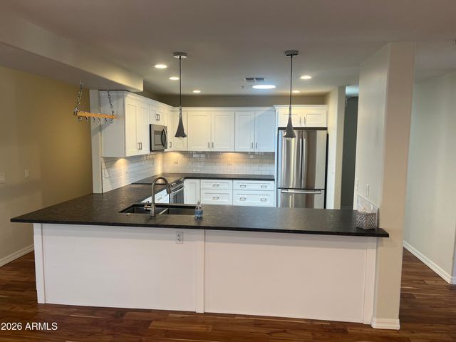 8844 E SHARON Drive, Scottsdale, AZ 85260