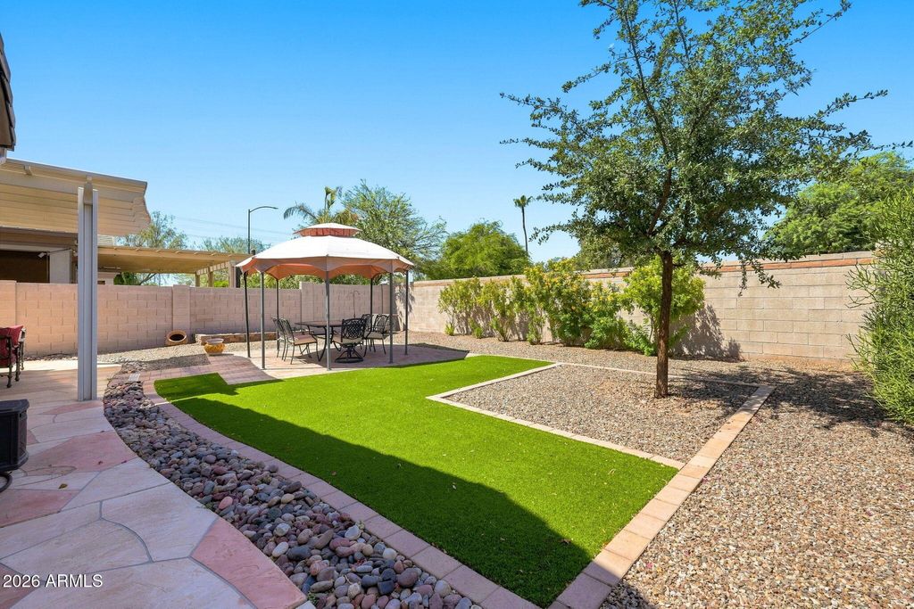 8844 E SHARON Drive, Scottsdale, AZ 85260 — photo 4