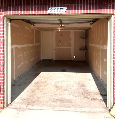 23338 Poplar Drive, Southfield, MI 48075