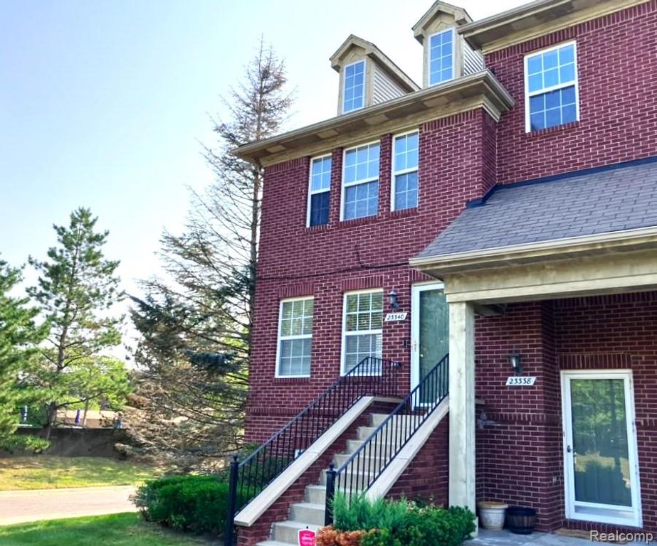 23338 Poplar Drive, Southfield, MI 48075