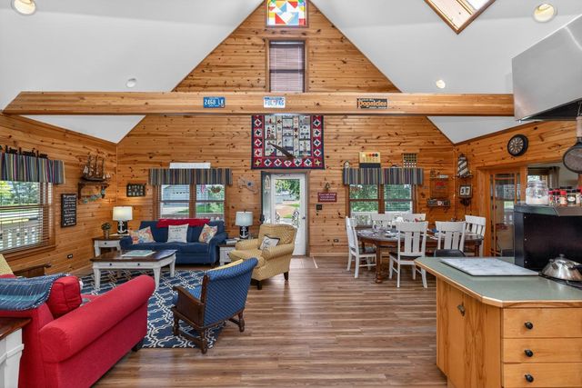 61258 Quinnesec Road, Cassopolis, MI 49031