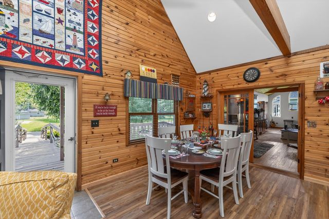 61258 Quinnesec Road, Cassopolis, MI 49031