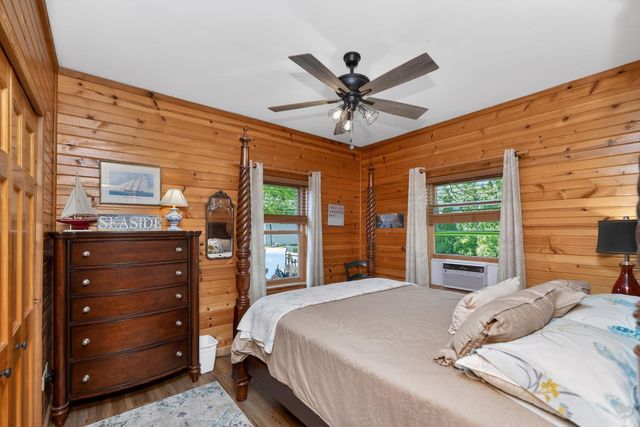 61258 Quinnesec Road, Cassopolis, MI 49031
