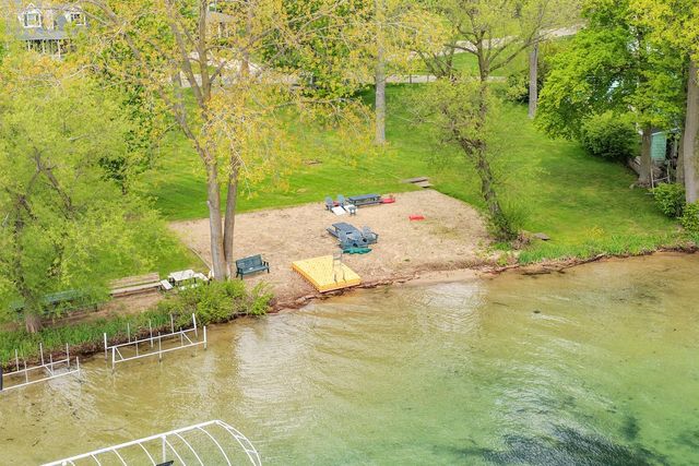 61258 Quinnesec Road, Cassopolis, MI 49031