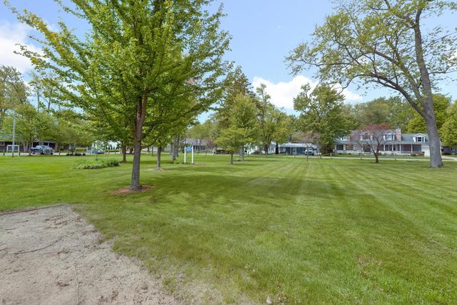 61258 Quinnesec Road, Cassopolis, MI 49031