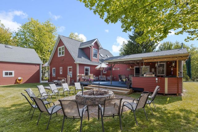 61258 Quinnesec Road, Cassopolis, MI 49031