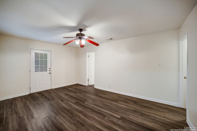 13906 TANGLE TREE ST, San Antonio, TX 78247